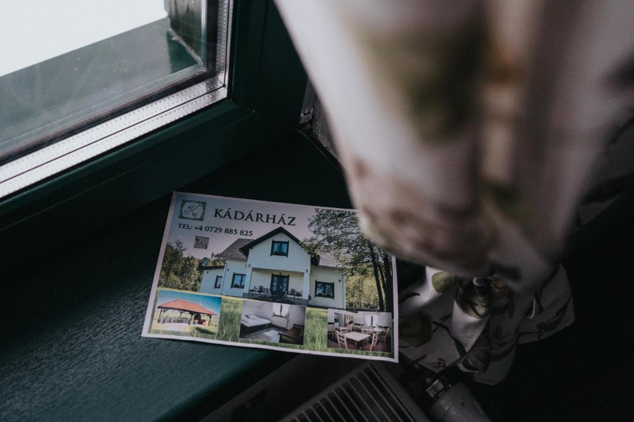 Bed and Breakfast Kadarhaz Влэхица Экстерьер фото
