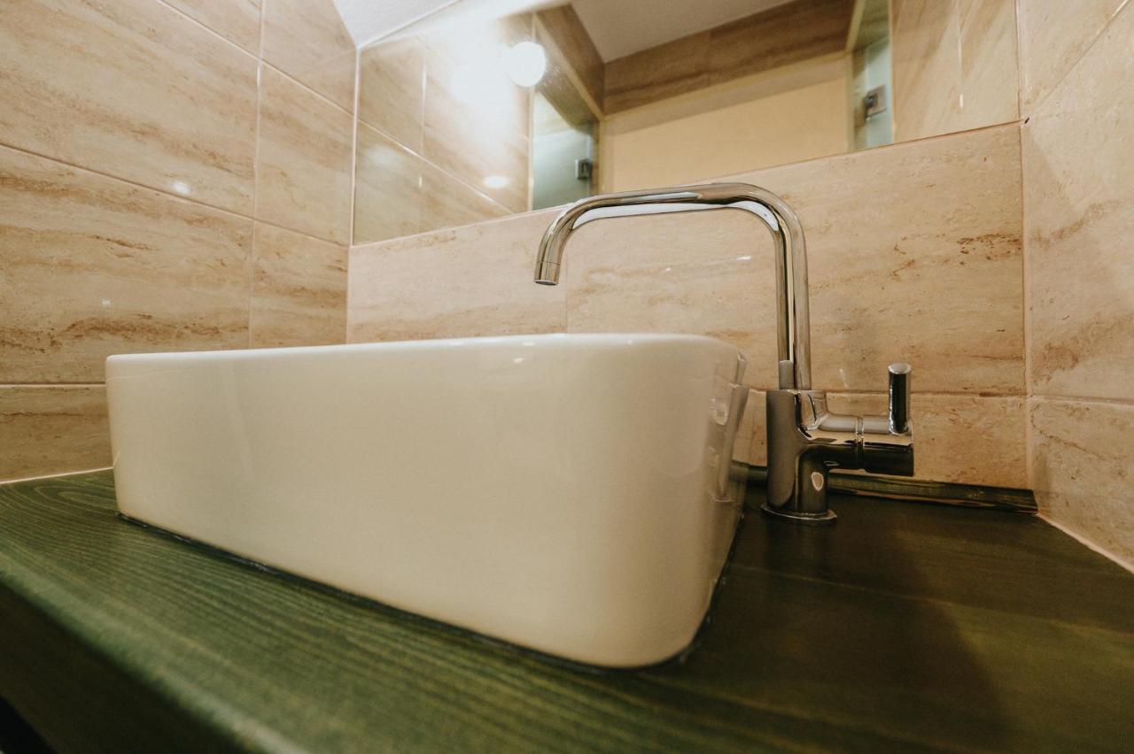Bed and Breakfast Kadarhaz Влэхица Экстерьер фото